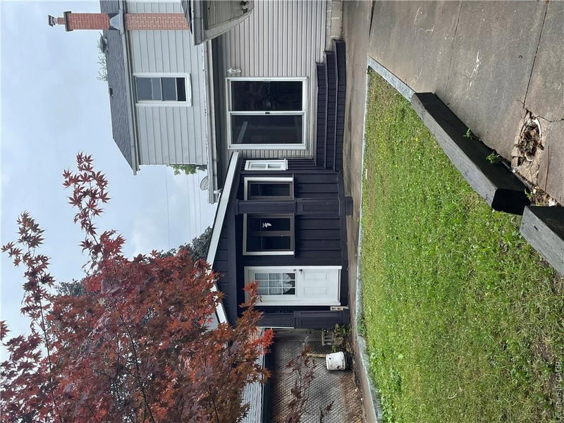 Upper - 225 East 14th Street