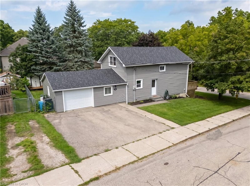 146 Benson Street photo 4