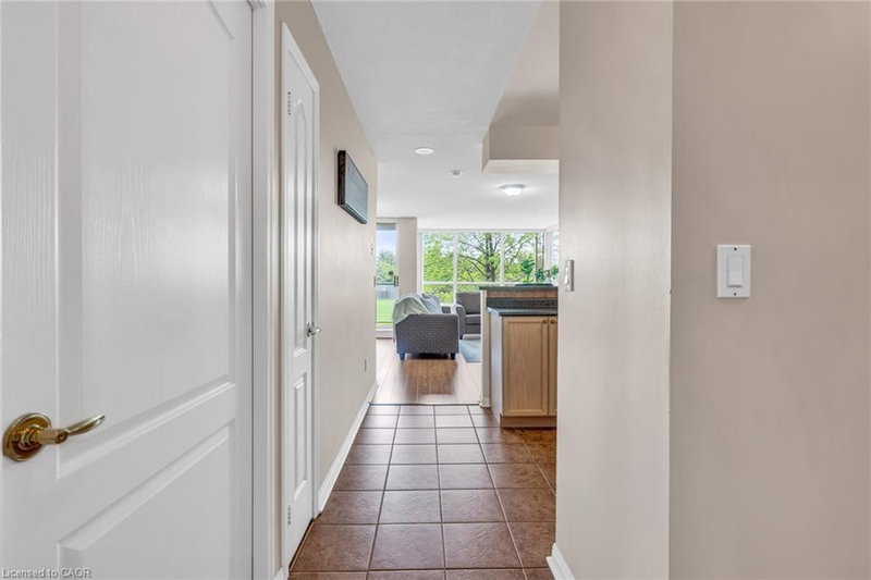 1140 Parkwest Place photo 5