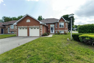 89 Royal Beech Drive