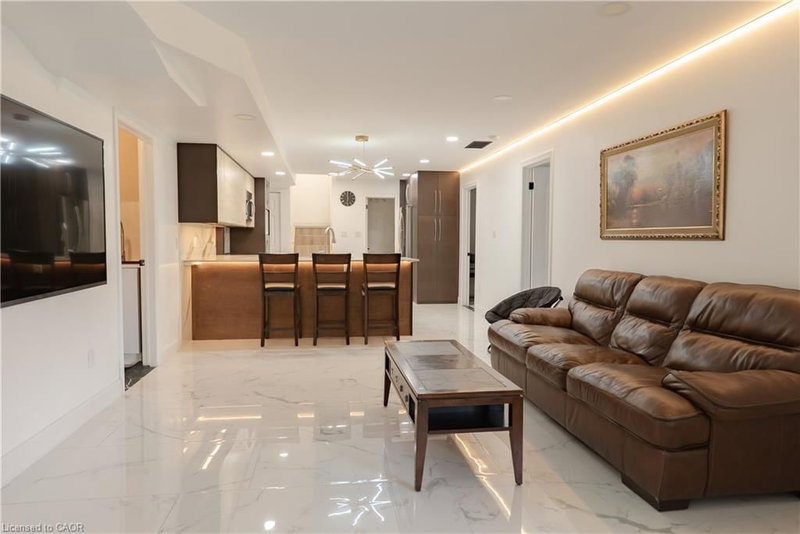 Basement - 57 Rupert Court