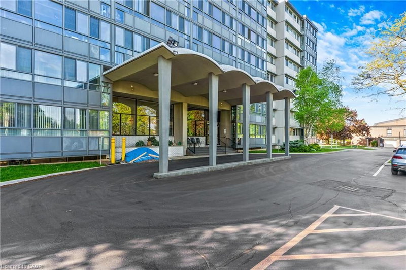 306 - 24 Midland Drive