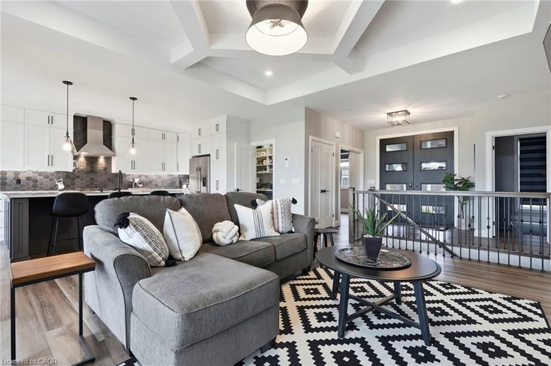 14 Hudson Drive photo 5