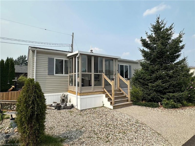17 Hemlock Crescent Pvt Crescent