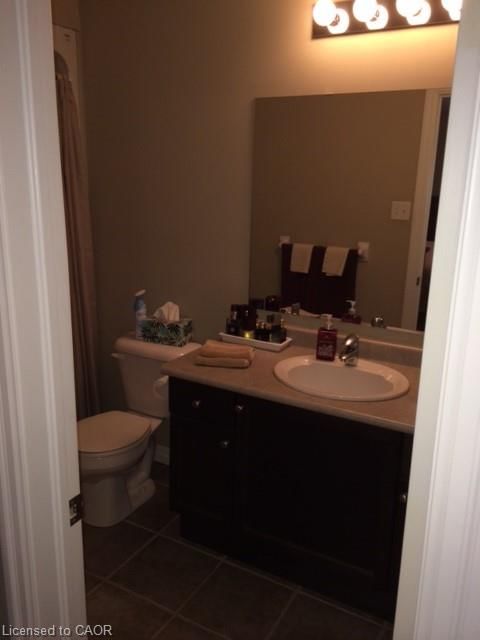 11 - 105 Pinnacle Drive