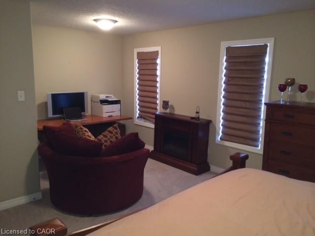 11 - 105 Pinnacle Drive