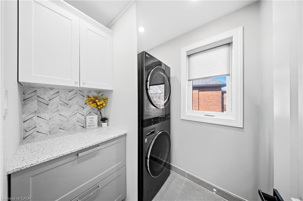 Single Family Residence for sale at 273 Stinson Crescent, Hamilton, ON, L8N 1T6 - Stinson - MLS: 40860153