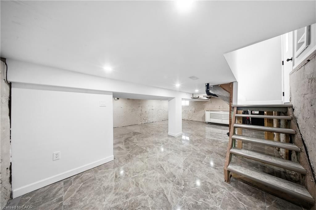 Single Family Residence for sale at 273 Stinson Crescent, Hamilton, ON, L8N 1T6 - Stinson - MLS: 40860153