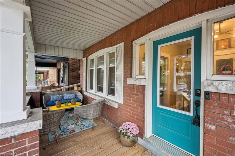58 Balmoral Avenue N photo 5