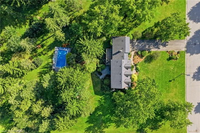 12 Highland Drive