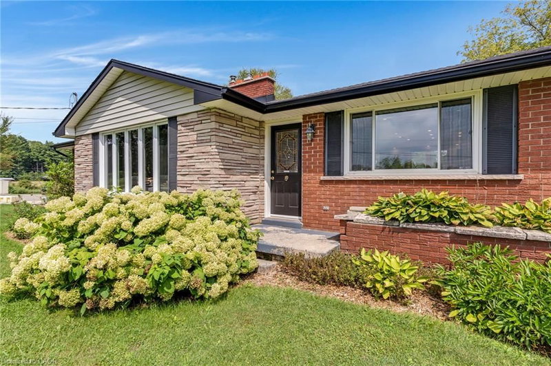 2172 Centre Road