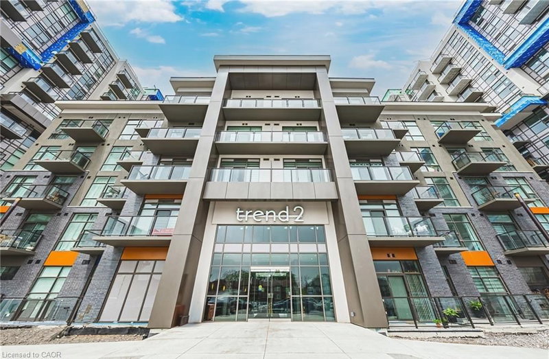 714 - 460 Dundas Street E