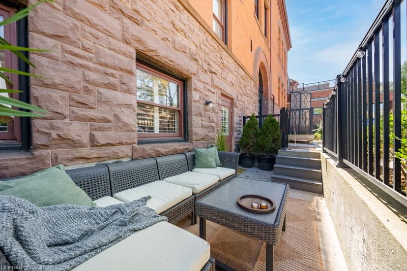 200 Stinson Street photo 4