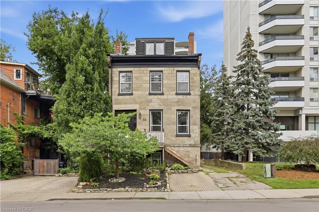 Single Family Residence for lease at 2nd-98 Duke Street, Hamilton, ON, L8P 1X5 - Durand North - MLS: 40860322