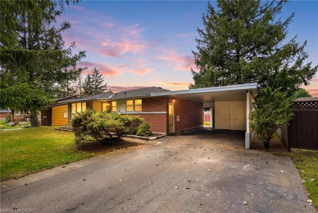 Single Family Residence sold at 1280 Eleanor Avenue, Cambridge, ON, N3H 4N1 - Langs Farm/Hilborn Park - MLS: 40860325