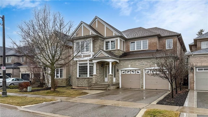 2258 Rochester Circle