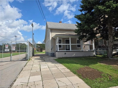 144 Burgar Street