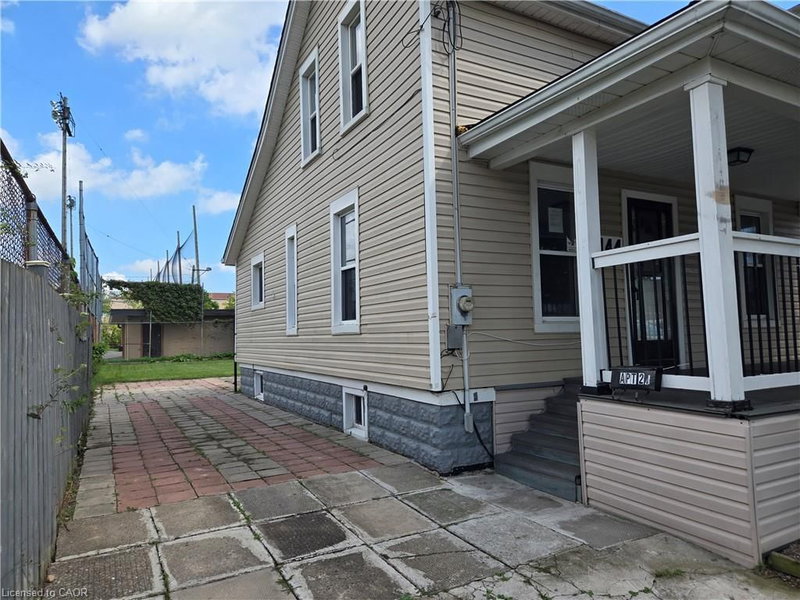 144 Burgar Street
