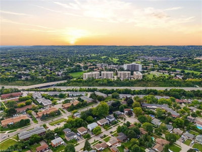 613 - 2085 Amherst Heights Drive