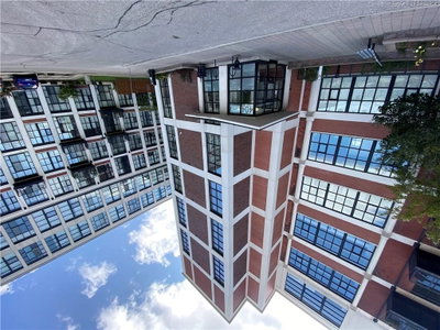 607 - 404 King Street W