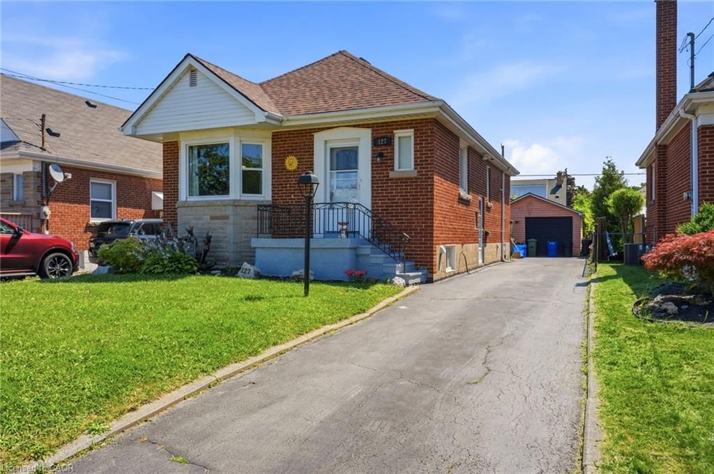 Single Family Residence for sale at 127 Taylor Avenue, Hamilton, ON, L8K 3T1 - Bartonville/Glenview - MLS: 40860394