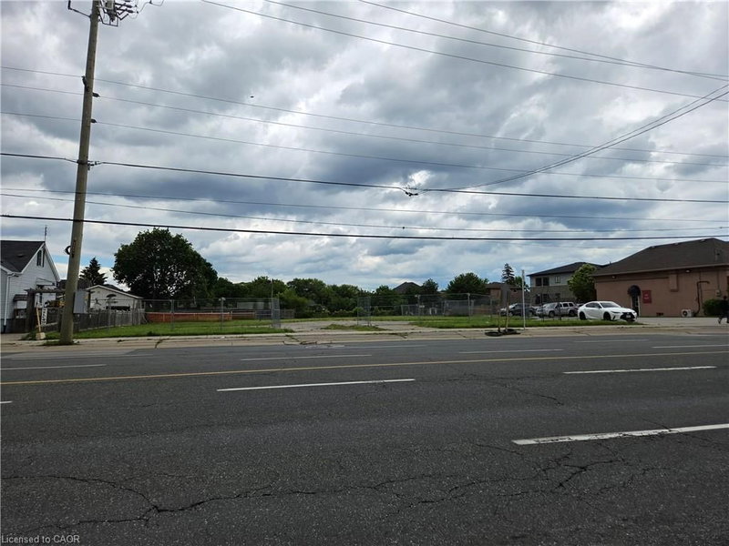 423 Highway 8