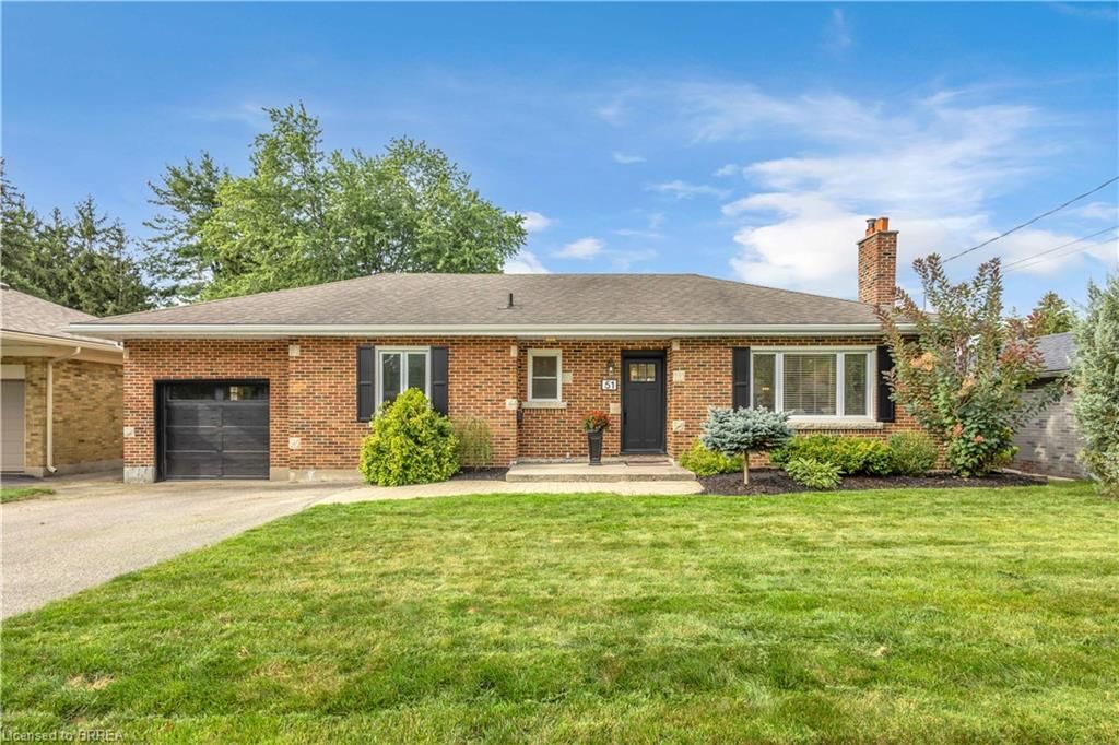 Single Family Residence for sale at 51 Admiral Road, Brantford, ON, N3R 1L5 - Henderson - MLS: 40860480