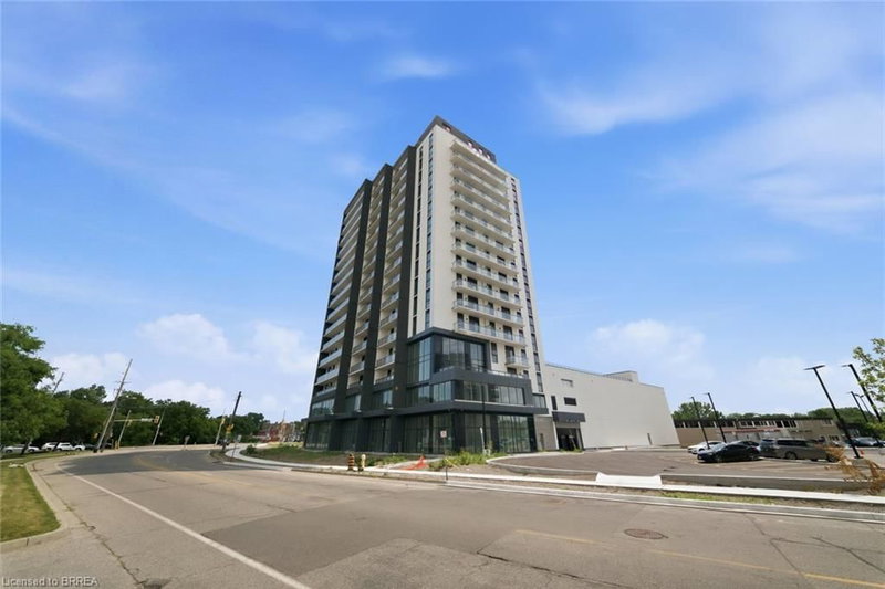 1410 - 33 Erie Avenue