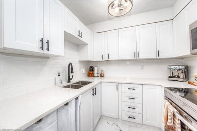 402 - 225 Harvard Place