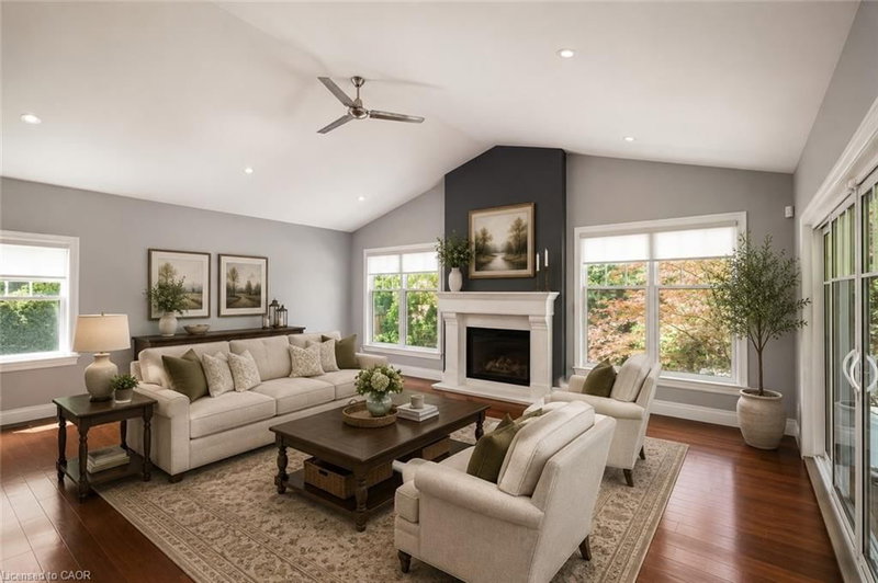 1387 Willowdown Road