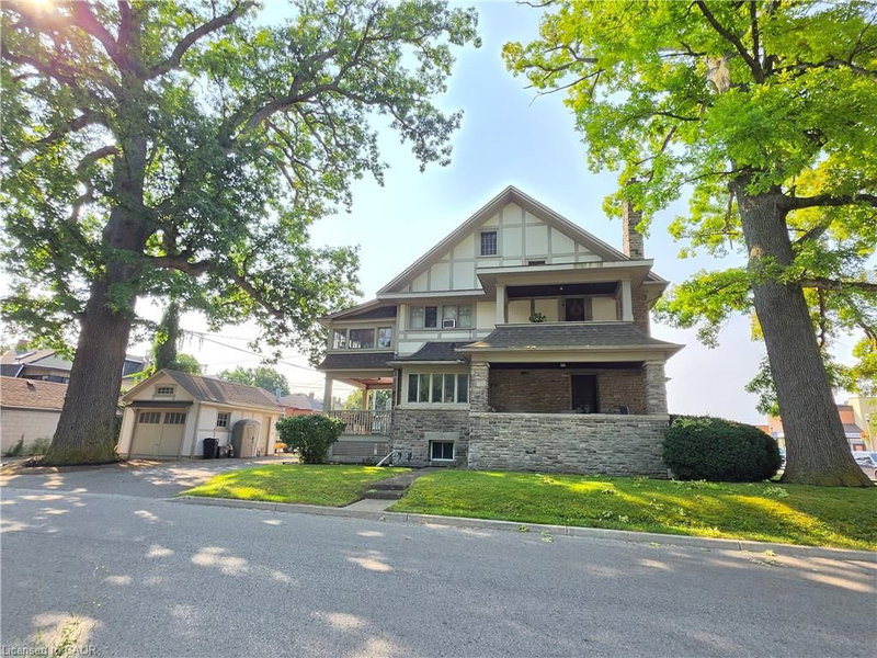 71 Norfolk Street N photo 5