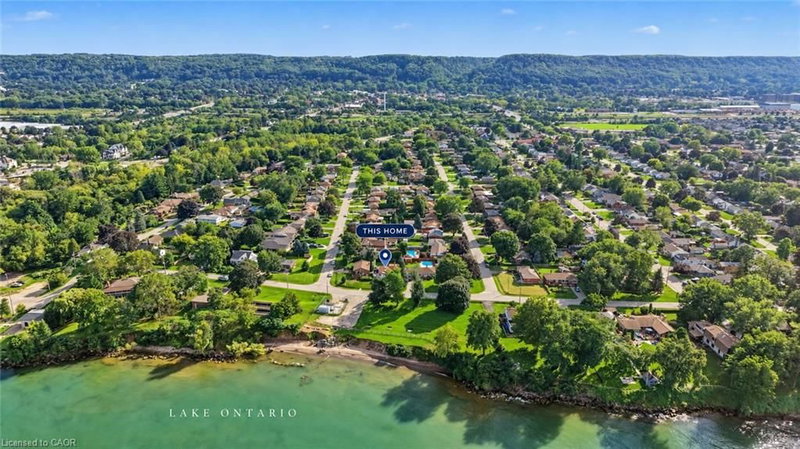 13 Lakeside Drive