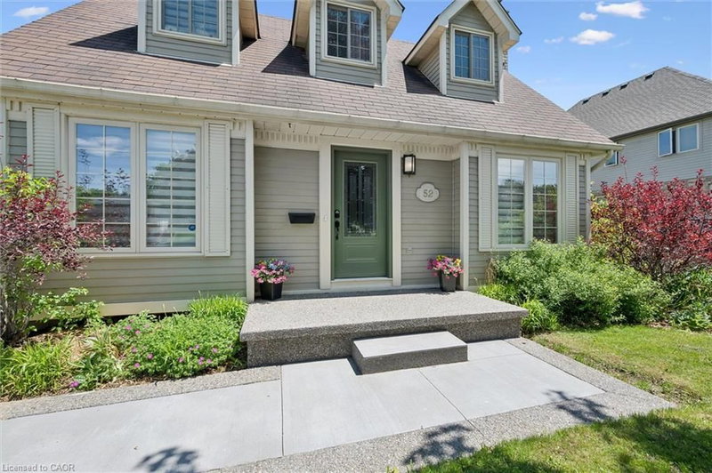 52 Stirling Macgregor Drive
