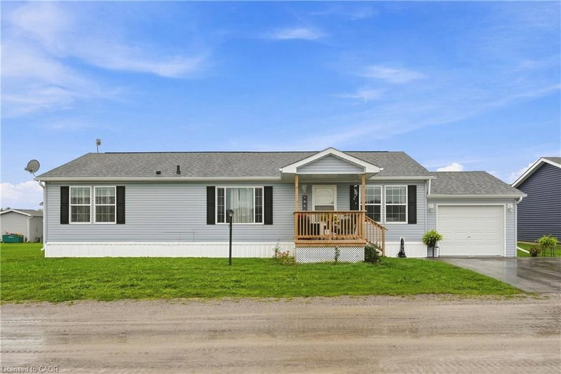 27 Hickory Hollow