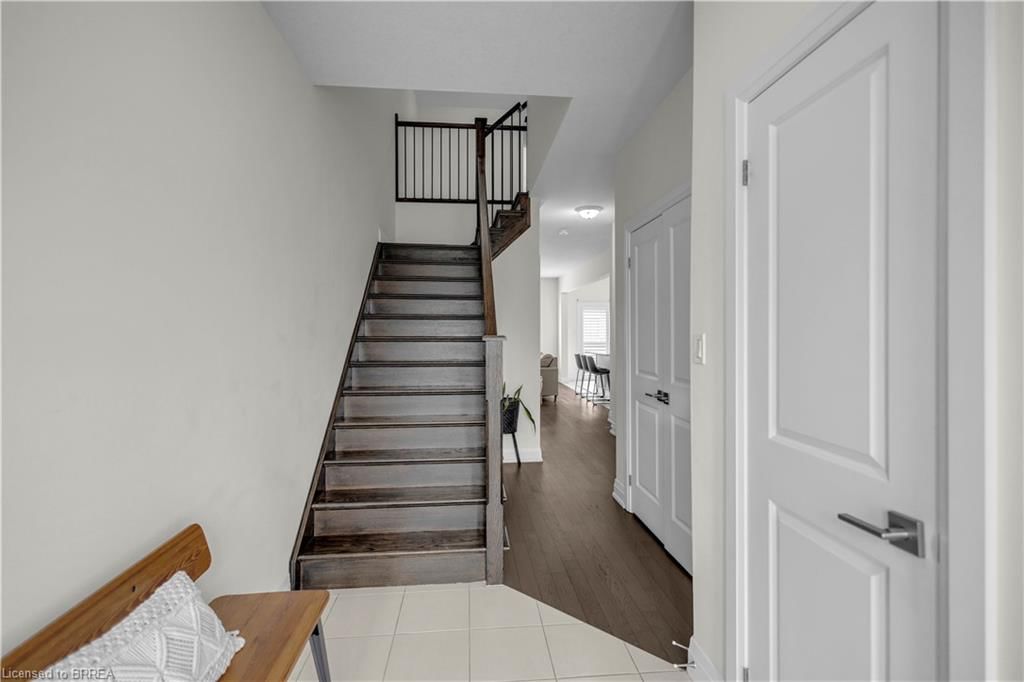 536 Grey Street — photo 3