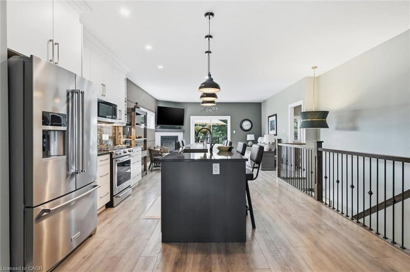 35 Tamarack Way photo 4