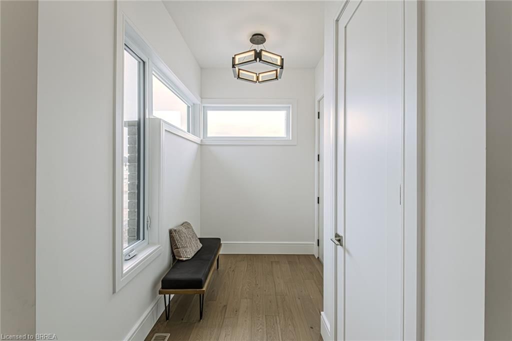 2 Hudson Drive — photo 4