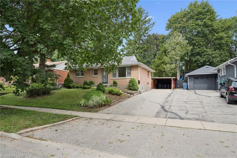 73 Knightswood Boulevard