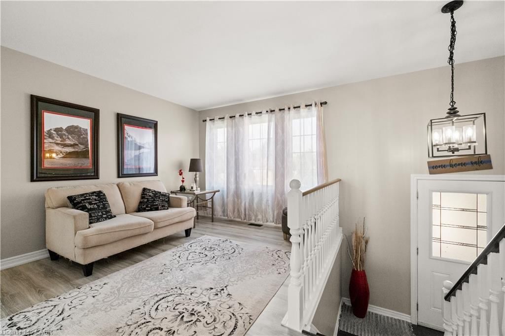 63 Donegal Drive — photo 3