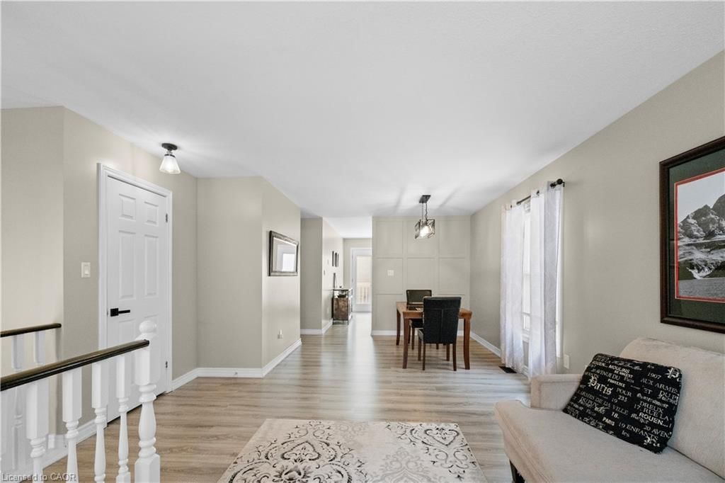 63 Donegal Drive — photo 4
