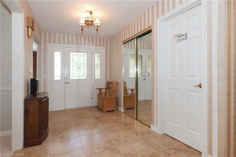 137 Foxboro Drive photo 5