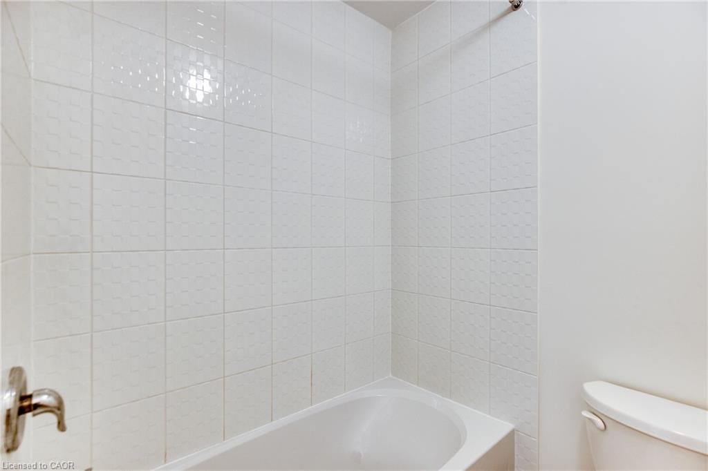 Row/Townhouse for sale at 12 Hylton Drive, Barrie, ON, L9J 0W5 - Innishore - MLS: 40861069