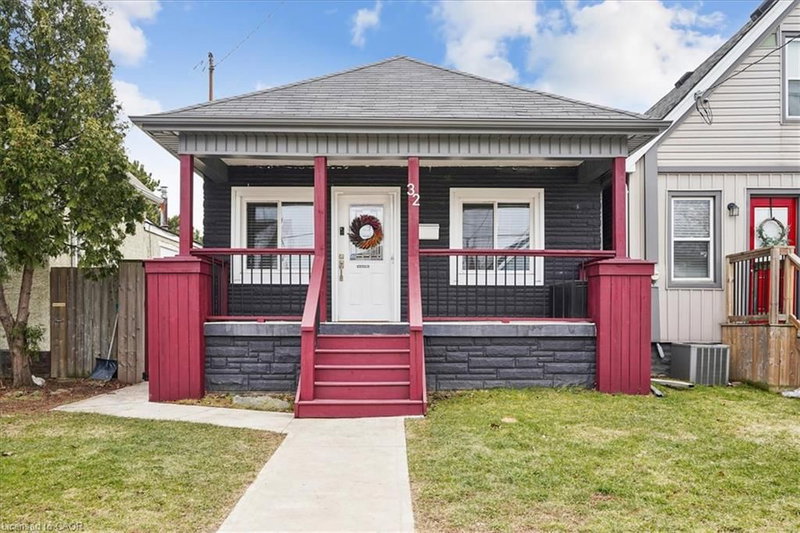 32 Allan Avenue