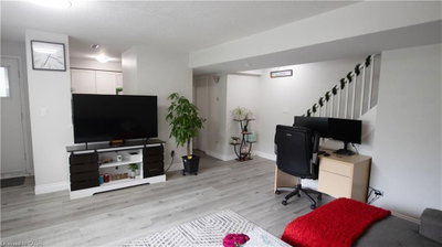 54 - 461 Beechwood Place