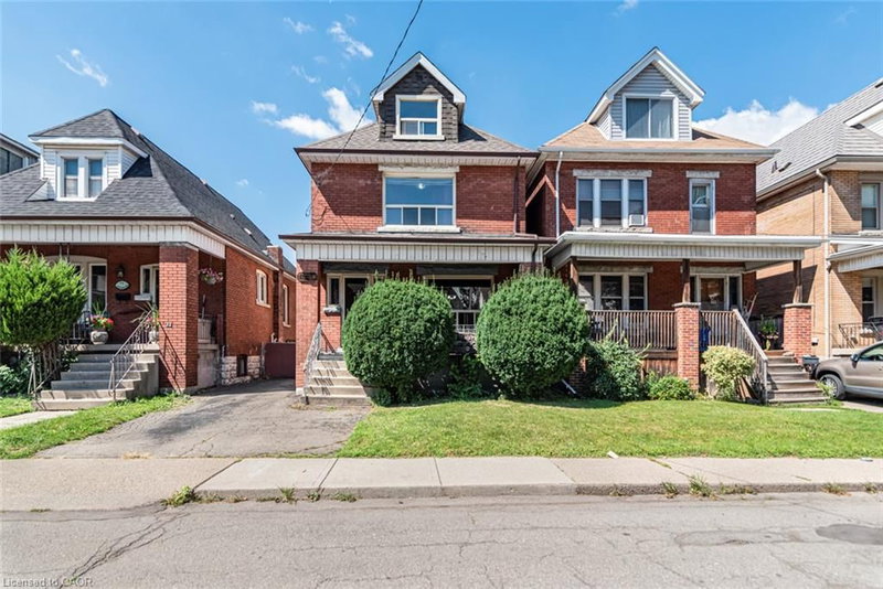 75 Kensington Avenue N