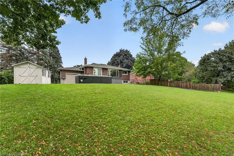 16 Elk Street photo 5
