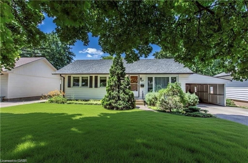 Upper - 118 Jacobson Avenue