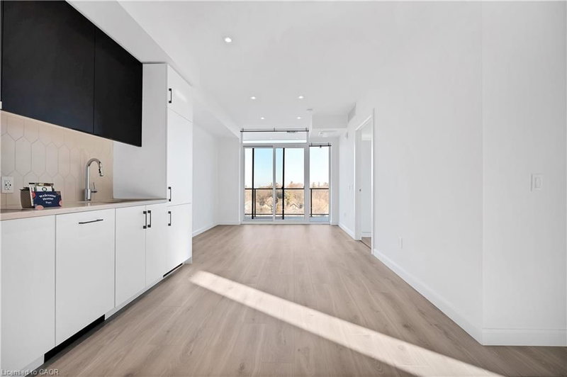 501 - 741 King Street W