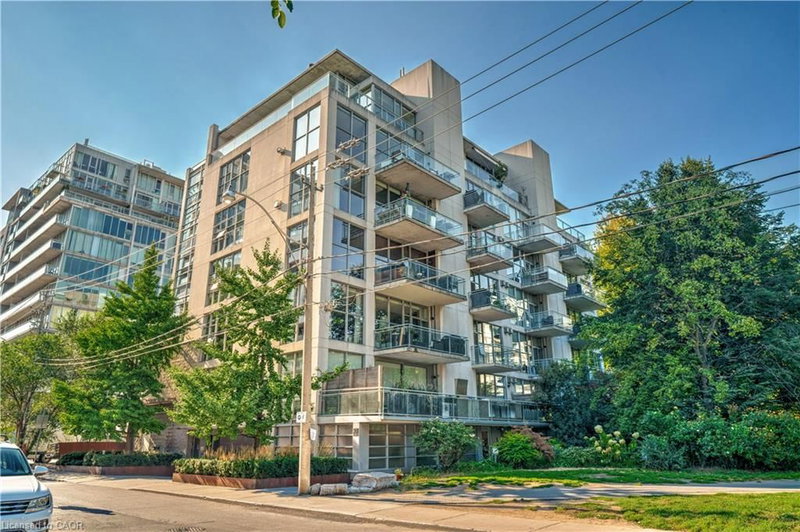 PH1 - 20 Niagara Street
