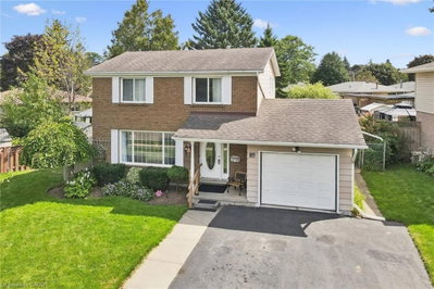89 Kingswood Drive